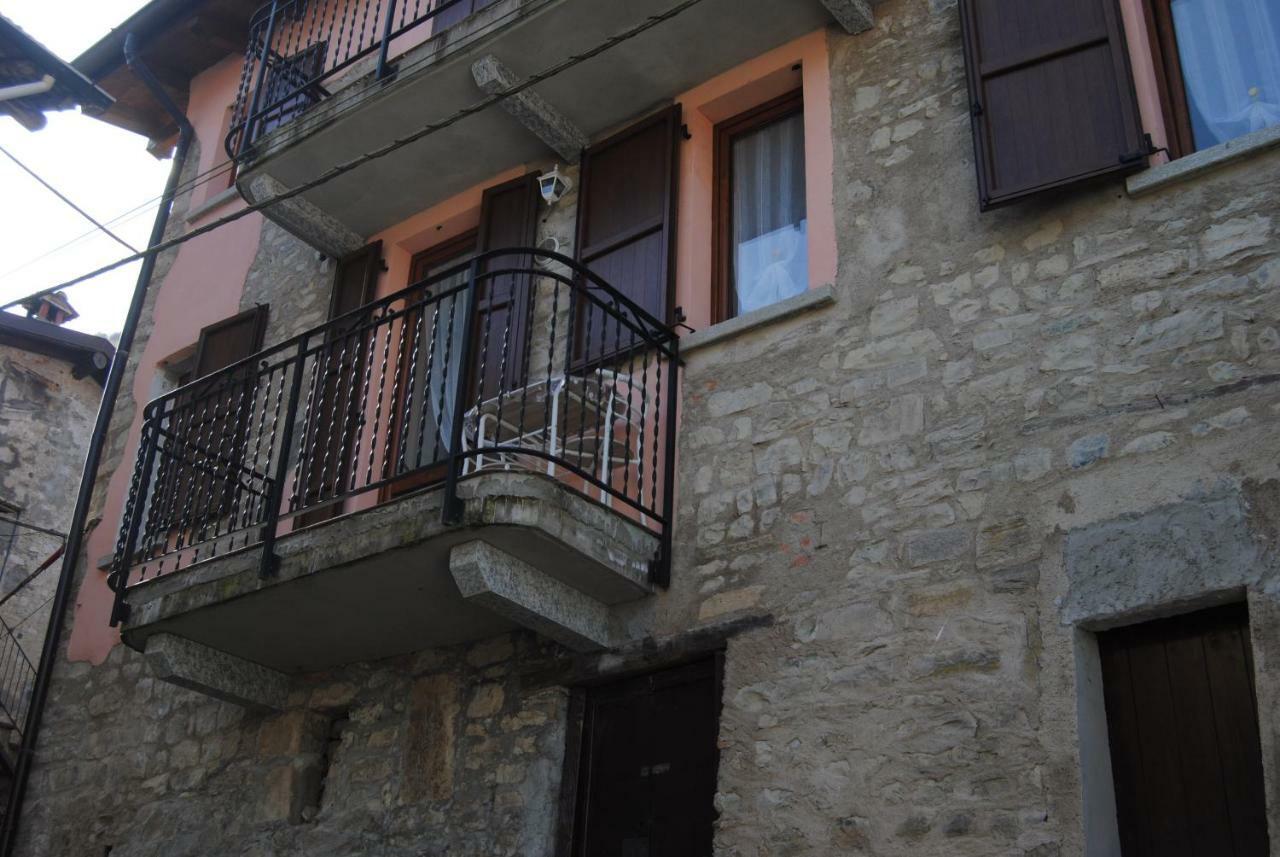Casa Da Greta Apartment Lezzeno Exterior photo